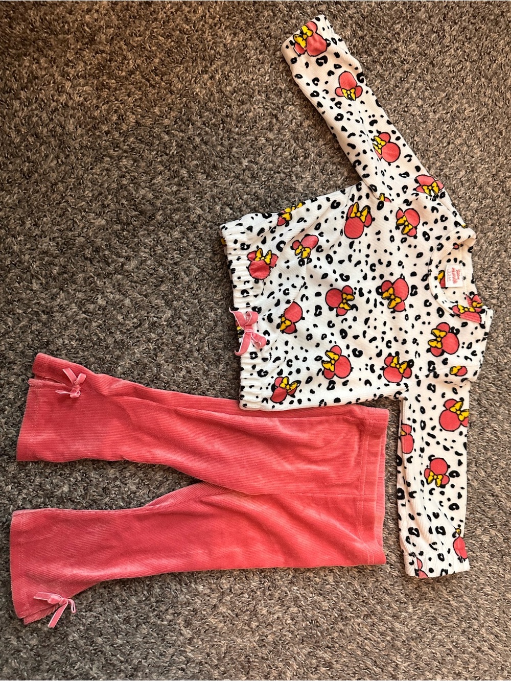 Minnie Mouse Pink Bow Heart Print Top & Coral Velvet Pants Set 12M - Picture 1 of 4